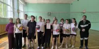 Пионеры сыграли в пионербол