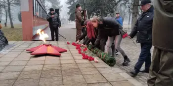 Родине служить